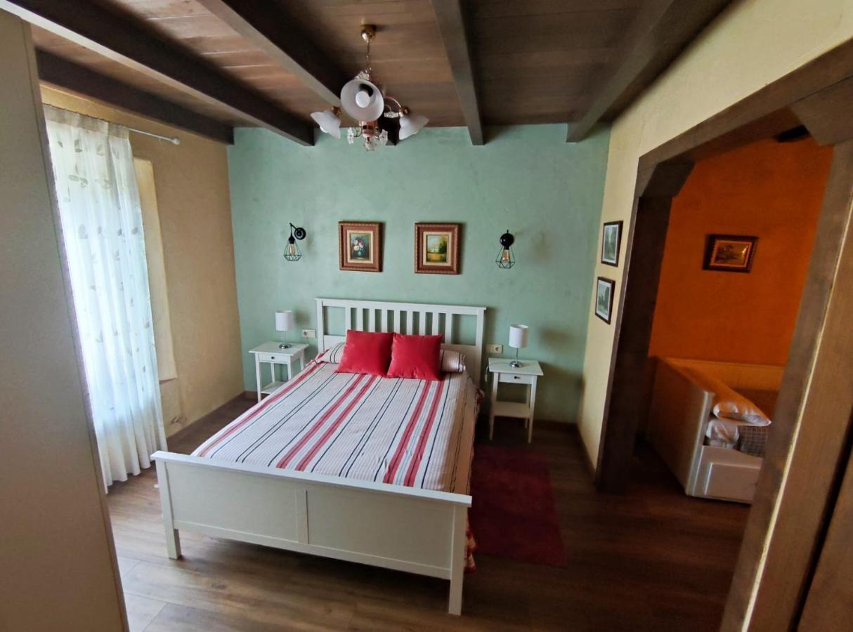 Casa Rural Oliver Y Nadia Rodilana Εξωτερικό φωτογραφία